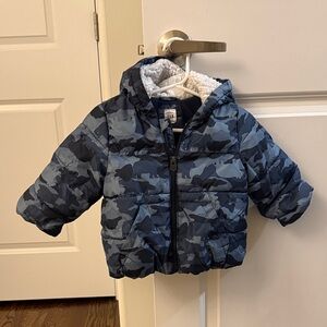GAP Kids Camo Puffer Jacket - Blue and Gray